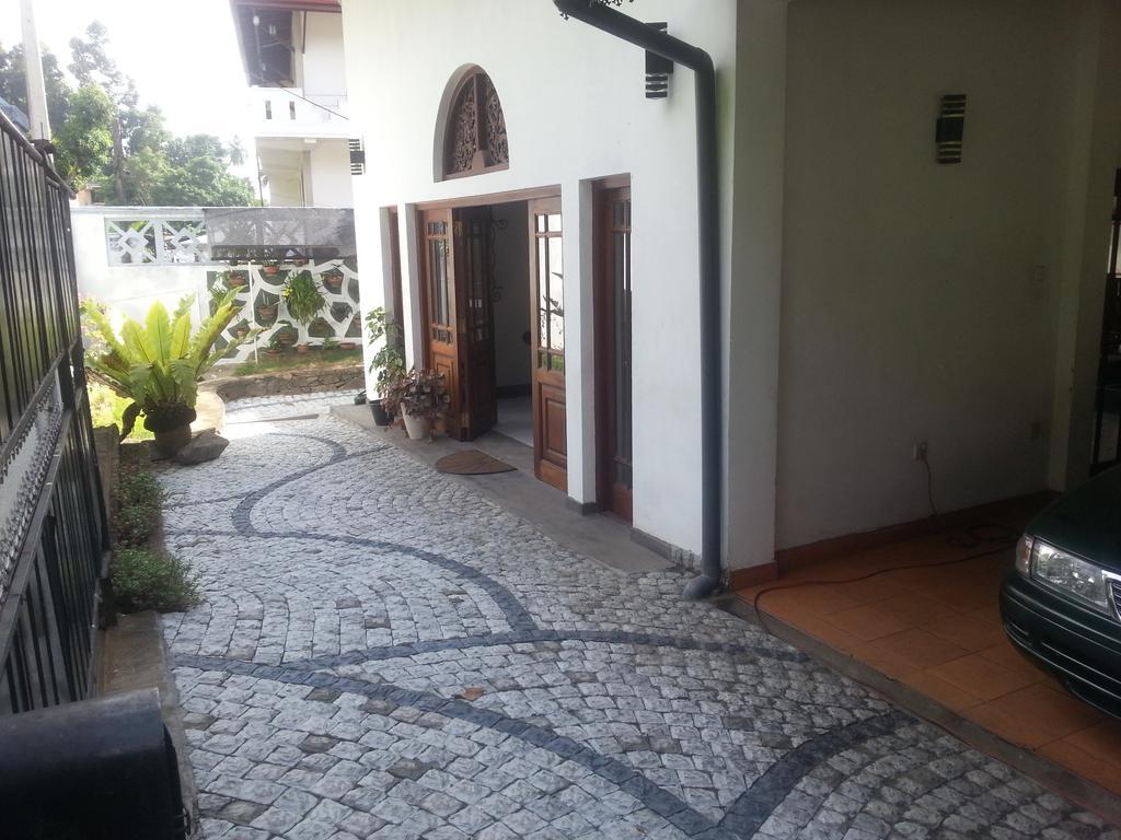 Aaranya Residence كاندي المظهر الخارجي الصورة
