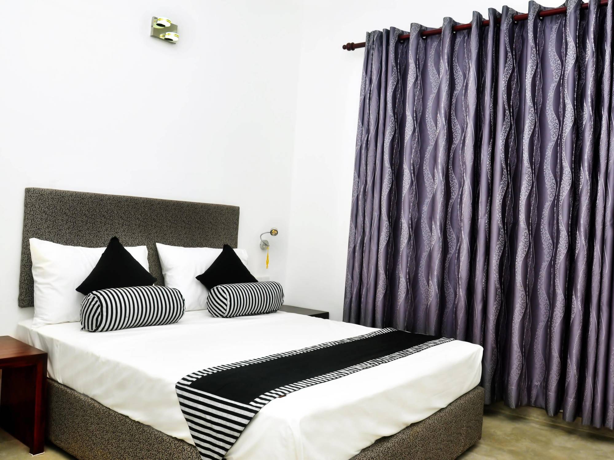 Aaranya Residence كاندي المظهر الخارجي الصورة